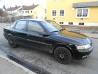 Vindem Aripa fata Opel Vectra 2000